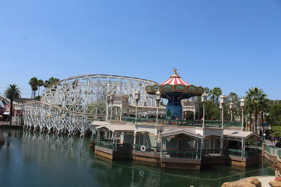 Silly Symphony Swings