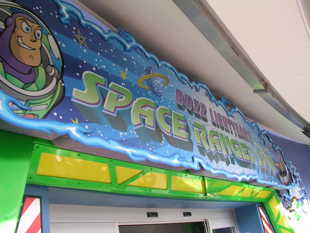 Buzz Lightyear's Space Ranger Spin